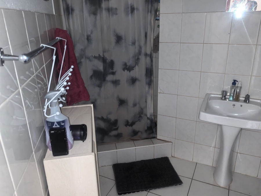 3 Bedroom Property for Sale in Roodekrans Gauteng