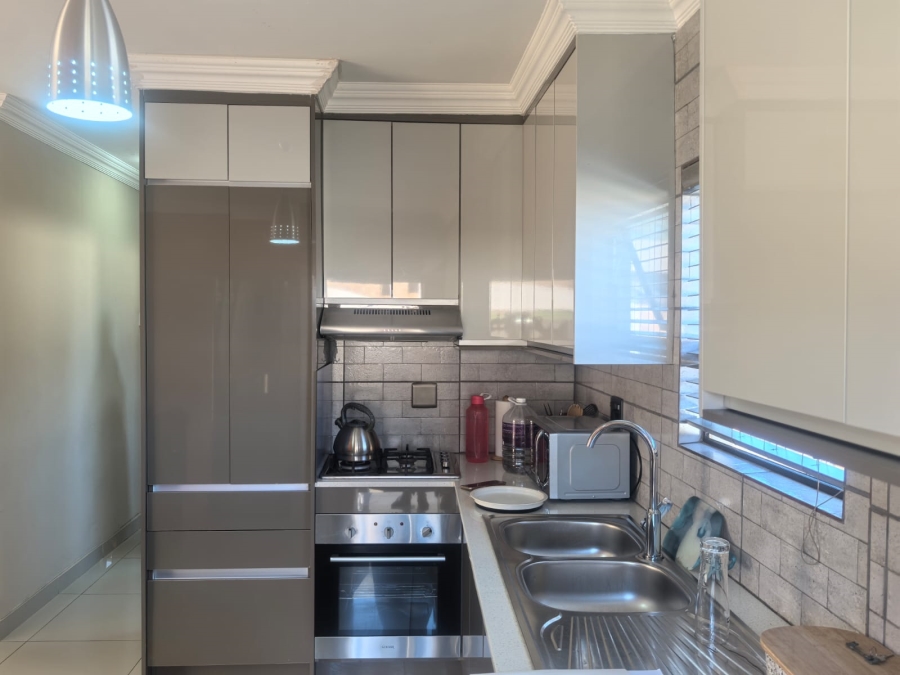 4 Bedroom Property for Sale in Witpoortjie Gauteng