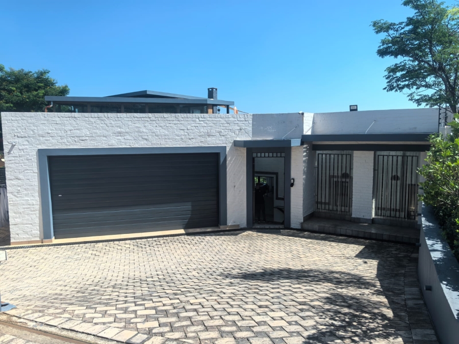 4 Bedroom Property for Sale in Wilro Park Gauteng