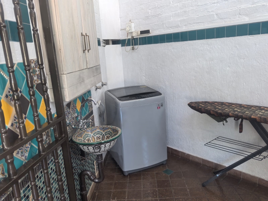 4 Bedroom Property for Sale in Wilro Park Gauteng