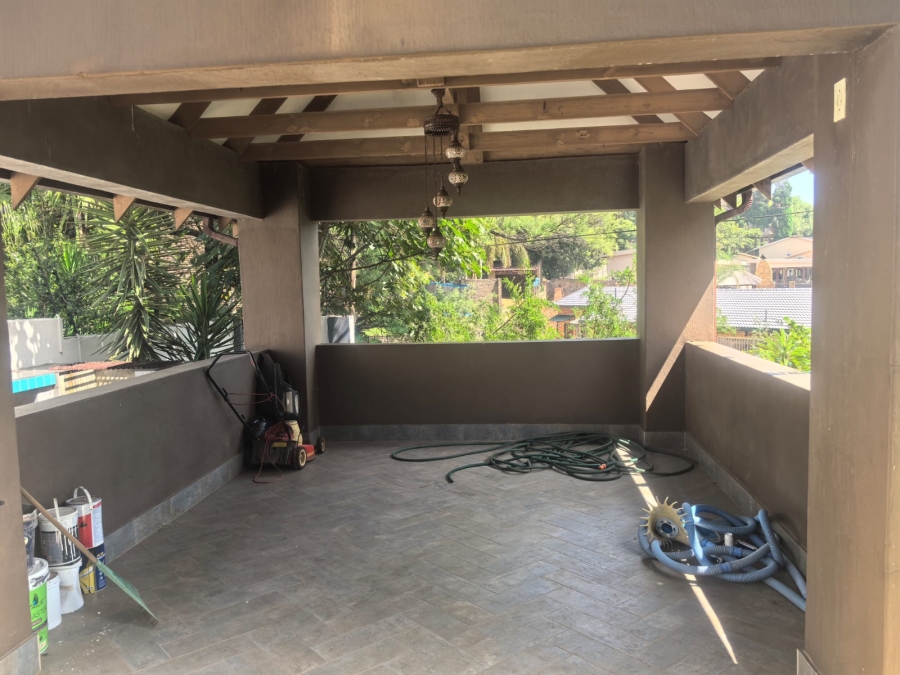 4 Bedroom Property for Sale in Wilro Park Gauteng