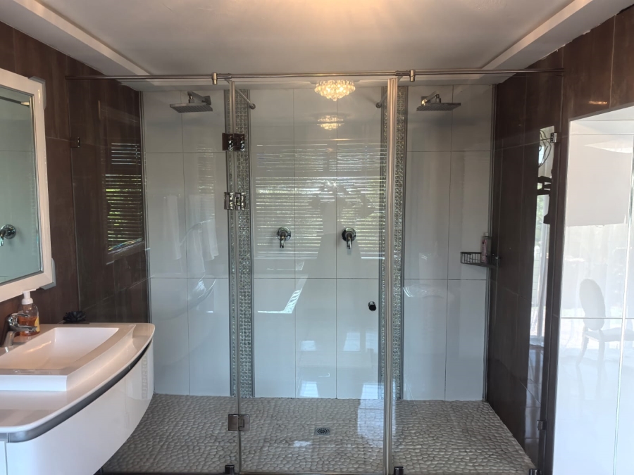 4 Bedroom Property for Sale in Wilro Park Gauteng