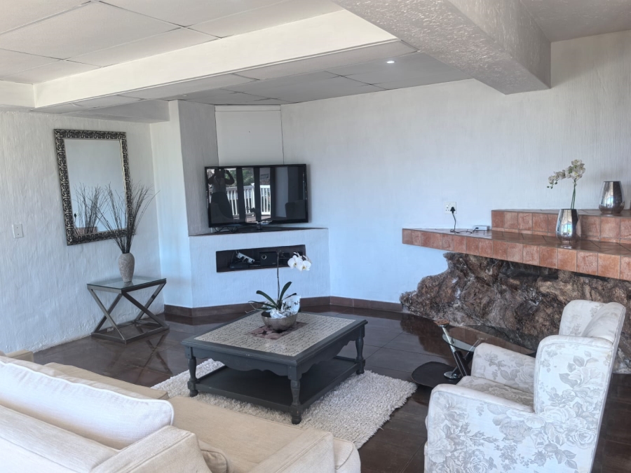 4 Bedroom Property for Sale in Wilro Park Gauteng