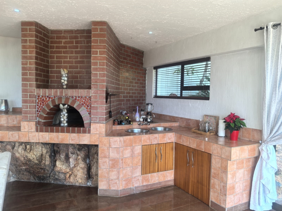 4 Bedroom Property for Sale in Wilro Park Gauteng