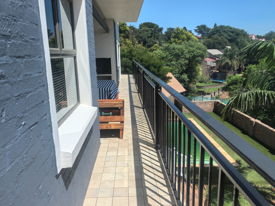 4 Bedroom Property for Sale in Wilro Park Gauteng