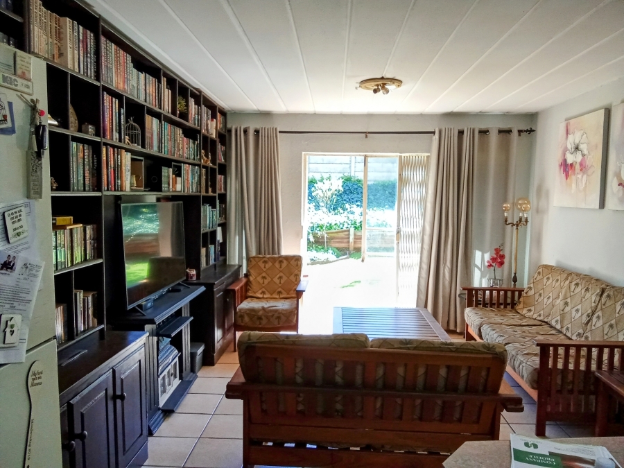 3 Bedroom Property for Sale in Roodekrans Gauteng