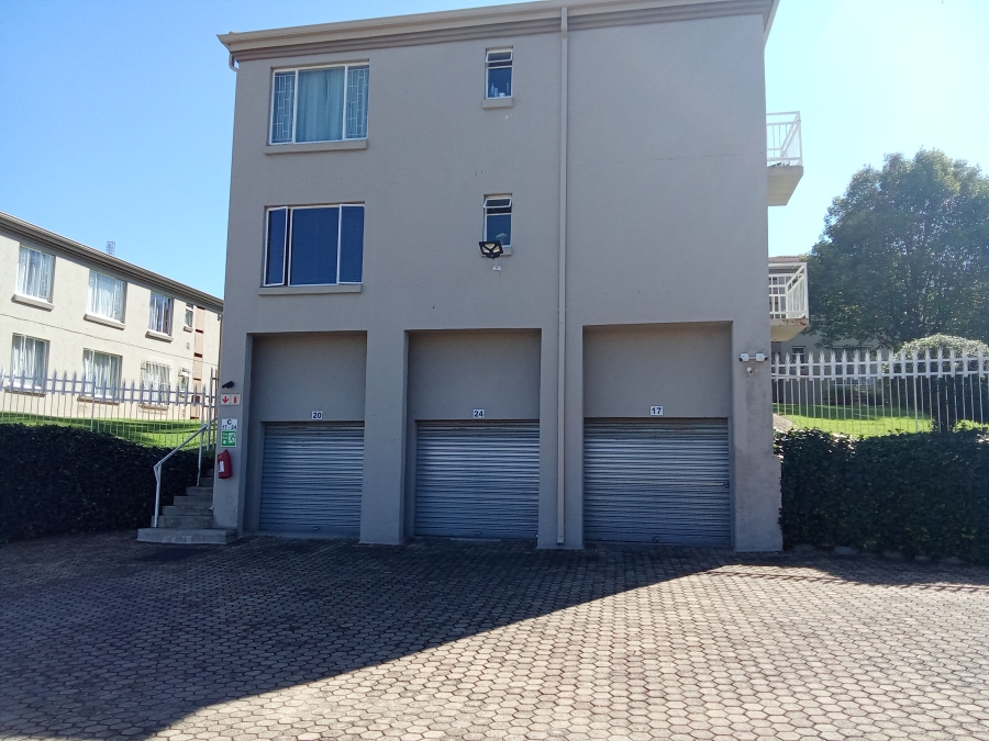 3 Bedroom Property for Sale in Roodekrans Gauteng