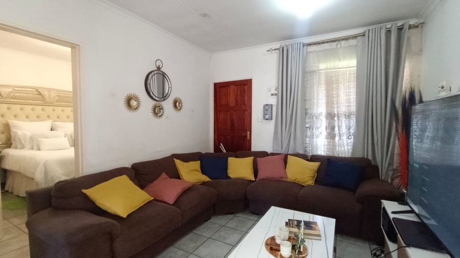 2 Bedroom Property for Sale in Aureus Gauteng