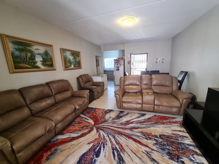 2 Bedroom Property for Sale in Northwold Gauteng