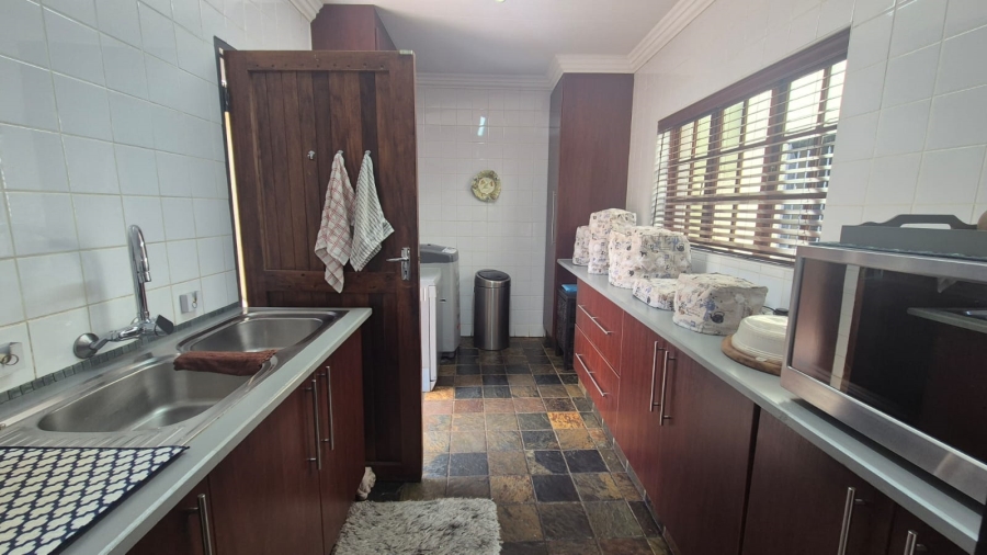 4 Bedroom Property for Sale in Greenhills Gauteng