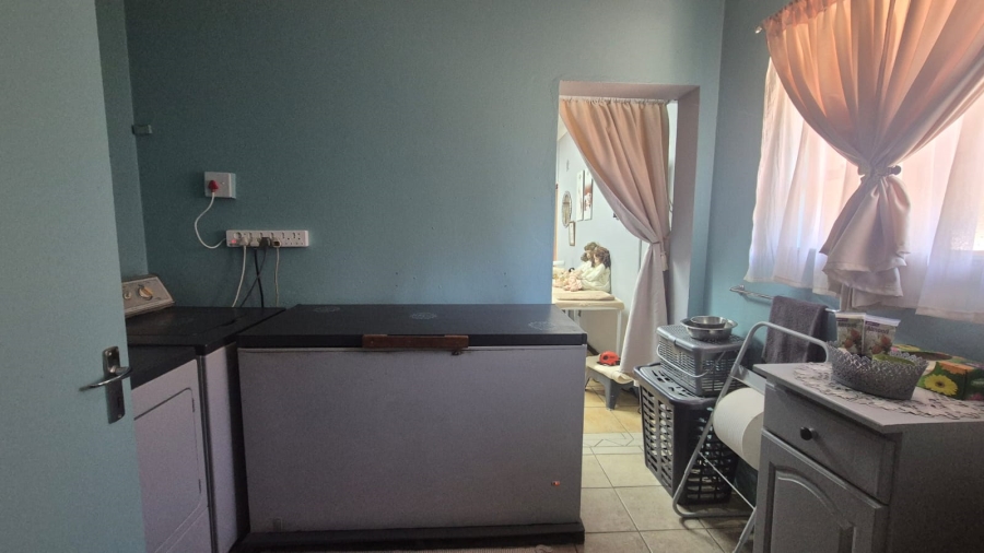 4 Bedroom Property for Sale in Greenhills Gauteng