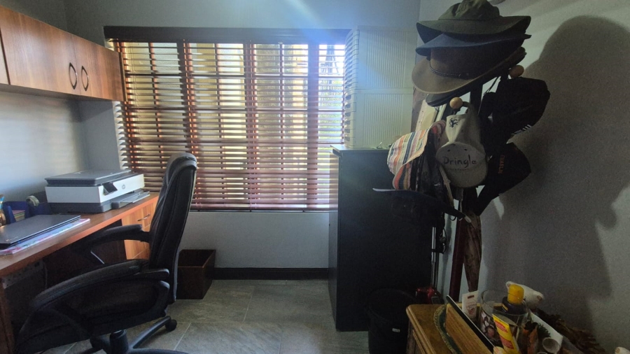 4 Bedroom Property for Sale in Greenhills Gauteng