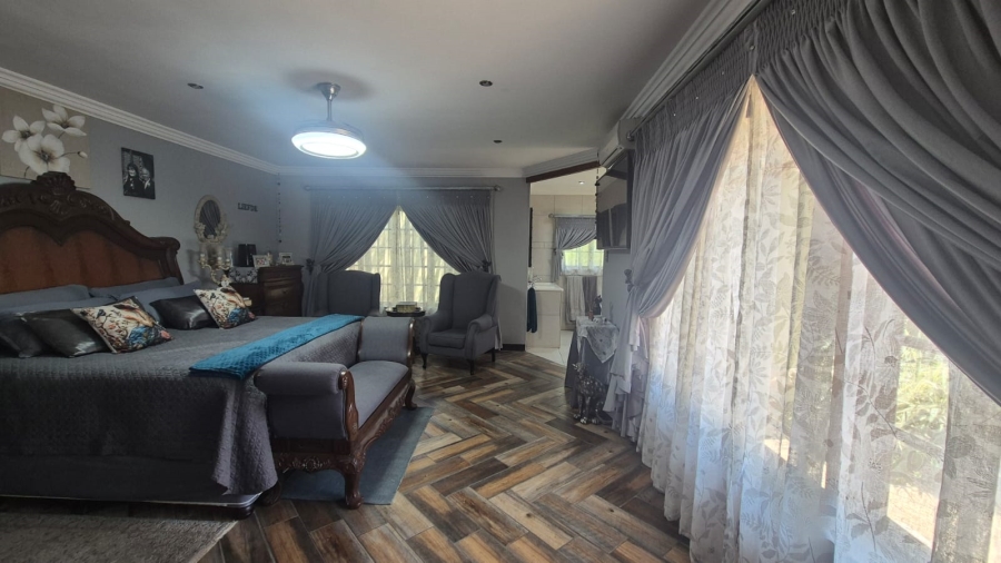 4 Bedroom Property for Sale in Greenhills Gauteng