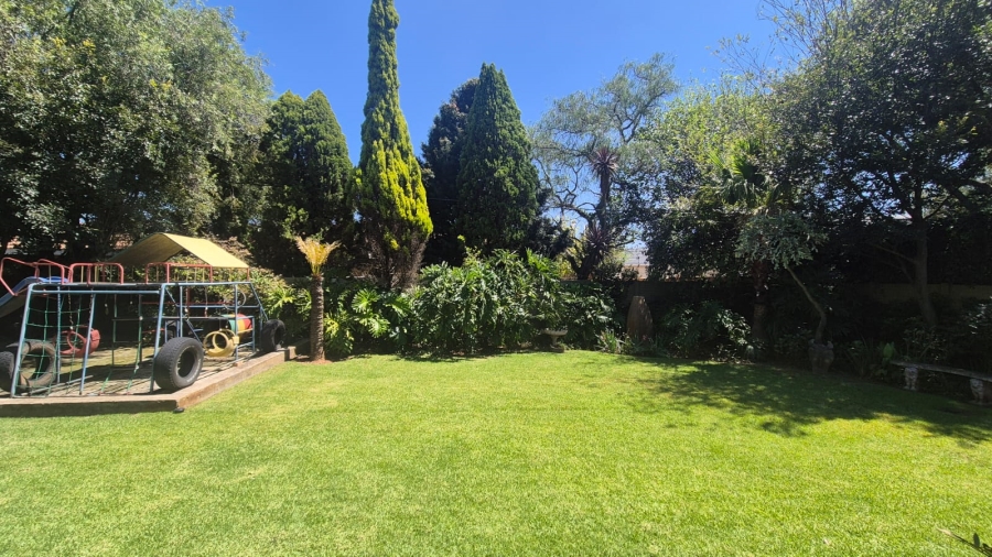 4 Bedroom Property for Sale in Greenhills Gauteng