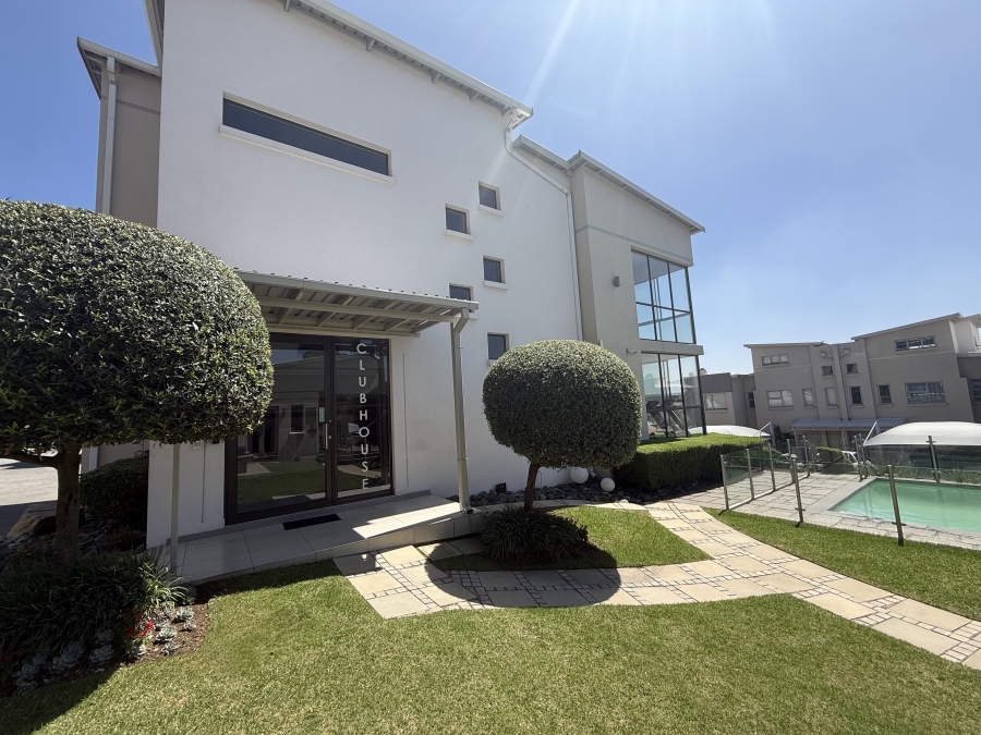 2 Bedroom Property for Sale in Fourways Gauteng