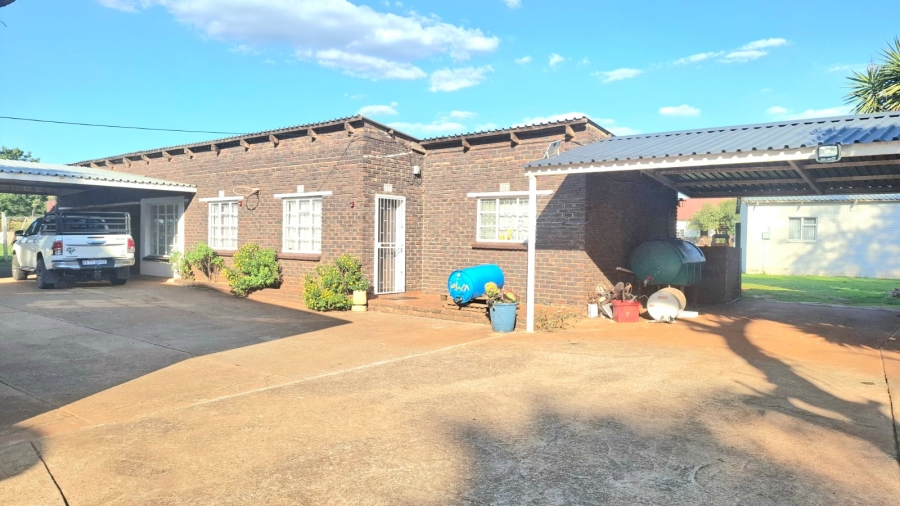 2 Bedroom Property for Sale in Glen Harvie Gauteng