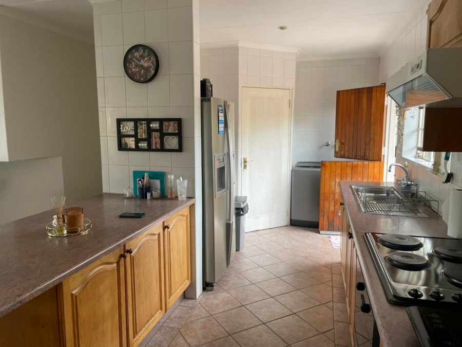 3 Bedroom Property for Sale in Kenmare Gauteng