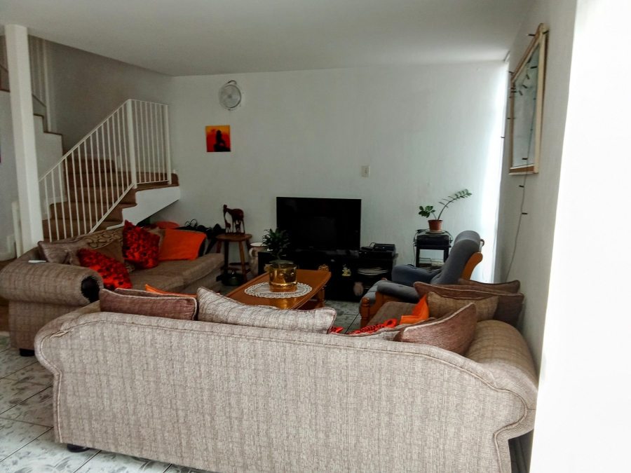 3 Bedroom Property for Sale in Florida Lake Gauteng