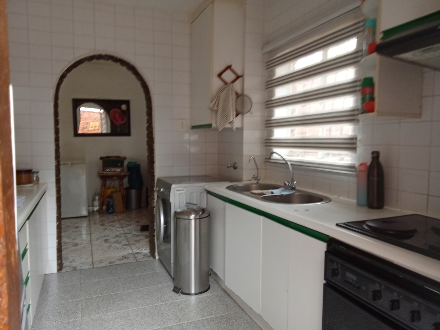 3 Bedroom Property for Sale in Florida Lake Gauteng