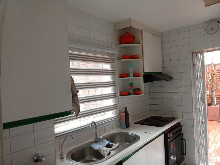 3 Bedroom Property for Sale in Florida Lake Gauteng