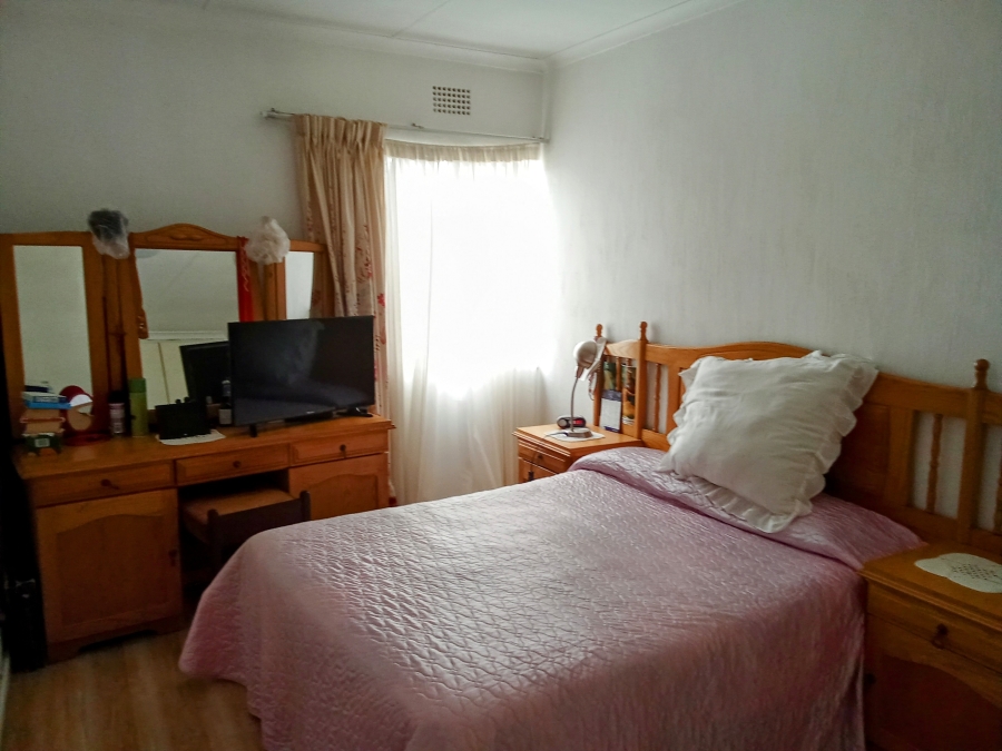 3 Bedroom Property for Sale in Florida Lake Gauteng