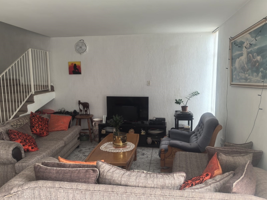 3 Bedroom Property for Sale in Florida Lake Gauteng