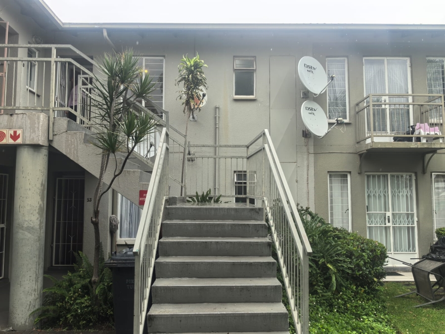 2 Bedroom Property for Sale in Radiokop Gauteng