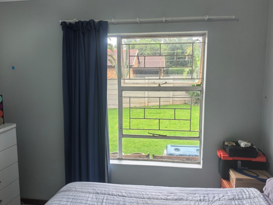 2 Bedroom Property for Sale in Radiokop Gauteng