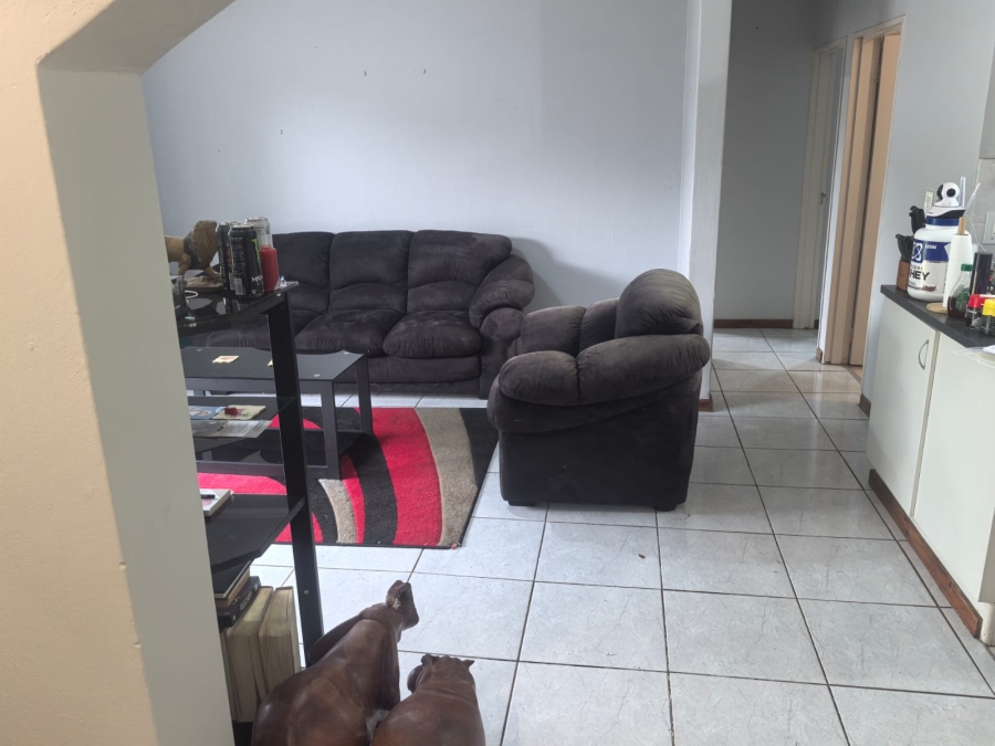 2 Bedroom Property for Sale in Radiokop Gauteng