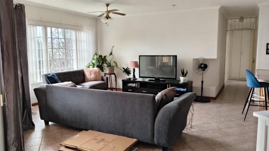 3 Bedroom Property for Sale in Kenmare Gauteng