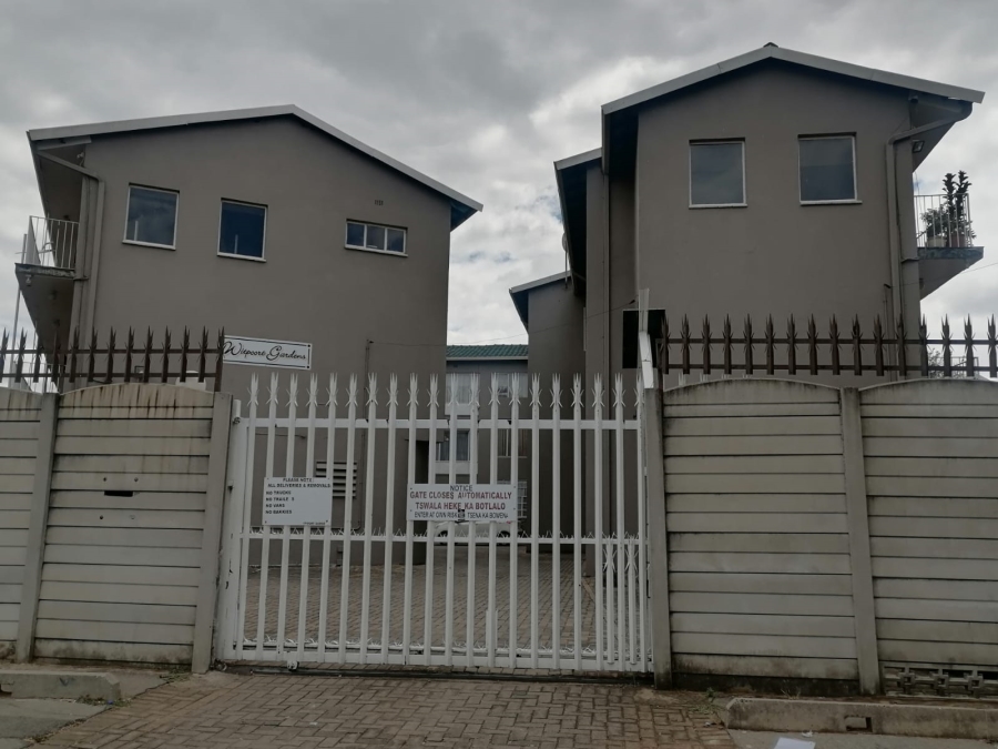 2 Bedroom Property for Sale in Witpoortjie Gauteng