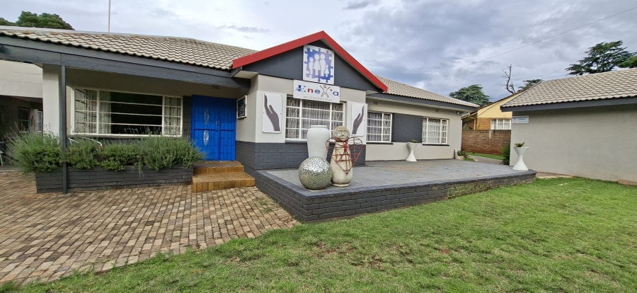 Commercial Property for Sale in Monument Gauteng