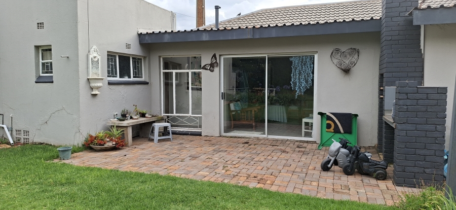 Commercial Property for Sale in Monument Gauteng