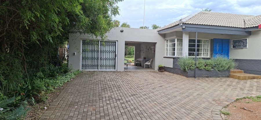 Commercial Property for Sale in Monument Gauteng