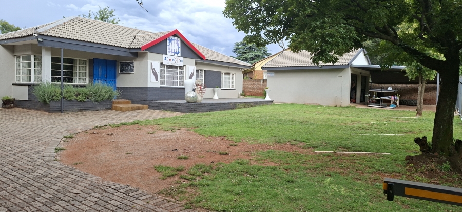 Commercial Property for Sale in Monument Gauteng