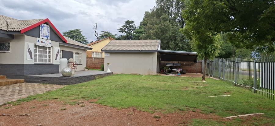 Commercial Property for Sale in Monument Gauteng