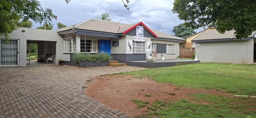 Commercial Property for Sale in Monument Gauteng