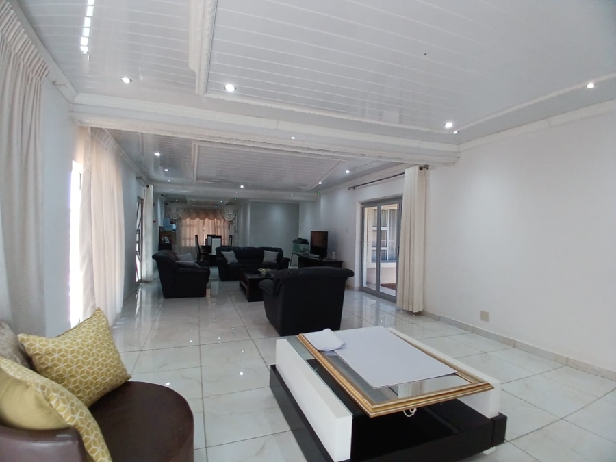 3 Bedroom Property for Sale in Finsbury Gauteng