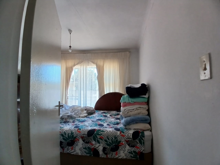 3 Bedroom Property for Sale in Finsbury Gauteng