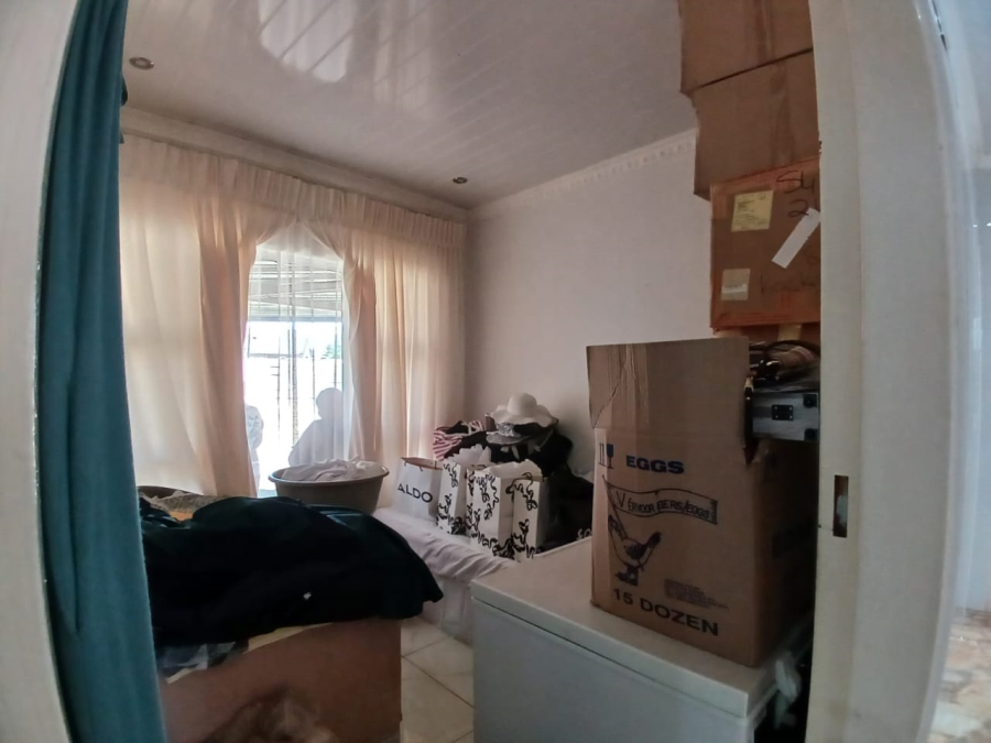 3 Bedroom Property for Sale in Finsbury Gauteng