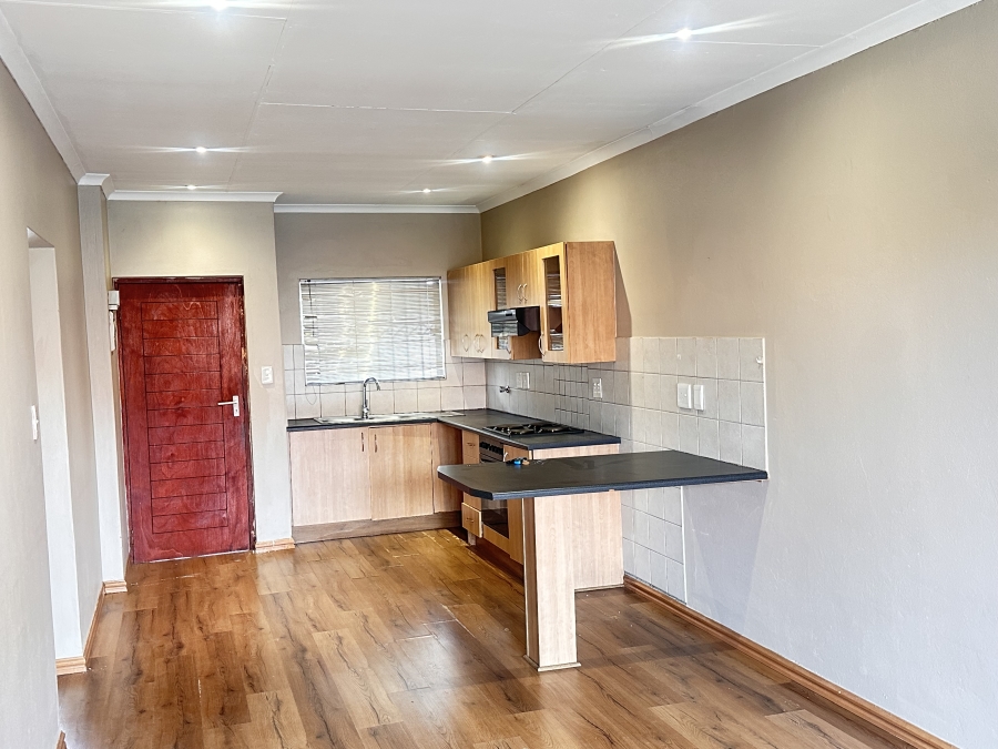 To Let 2 Bedroom Property for Rent in Ferndale Gauteng