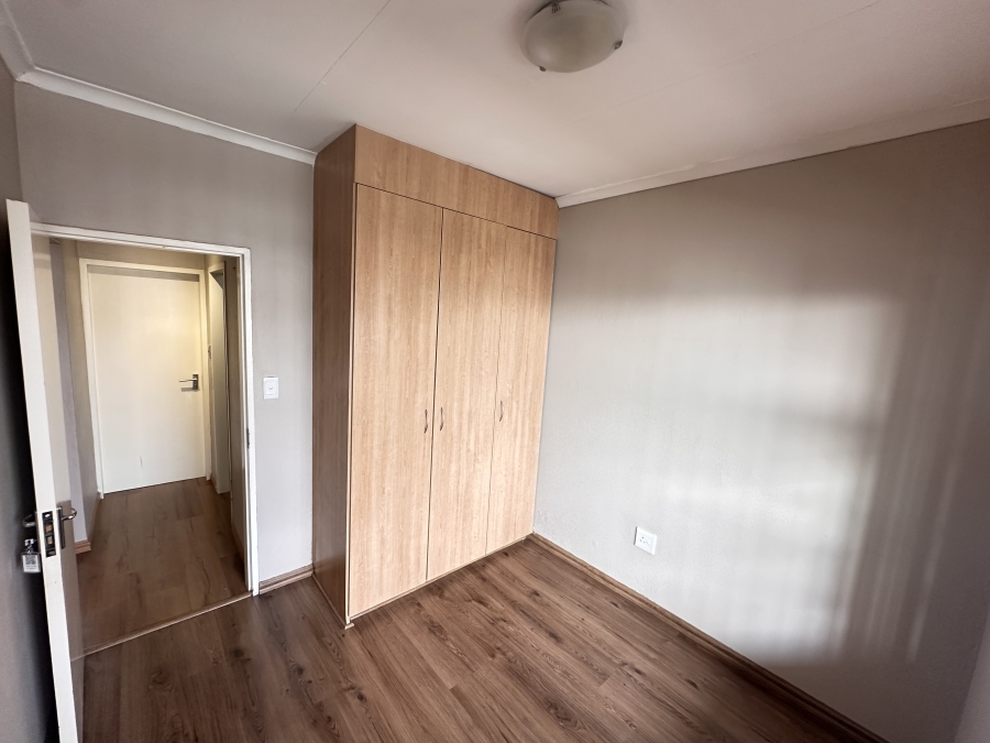 To Let 2 Bedroom Property for Rent in Ferndale Gauteng