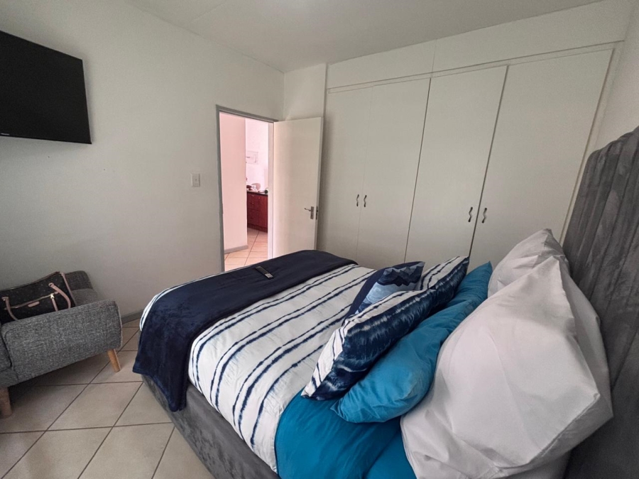 2 Bedroom Property for Sale in Honeypark Gauteng