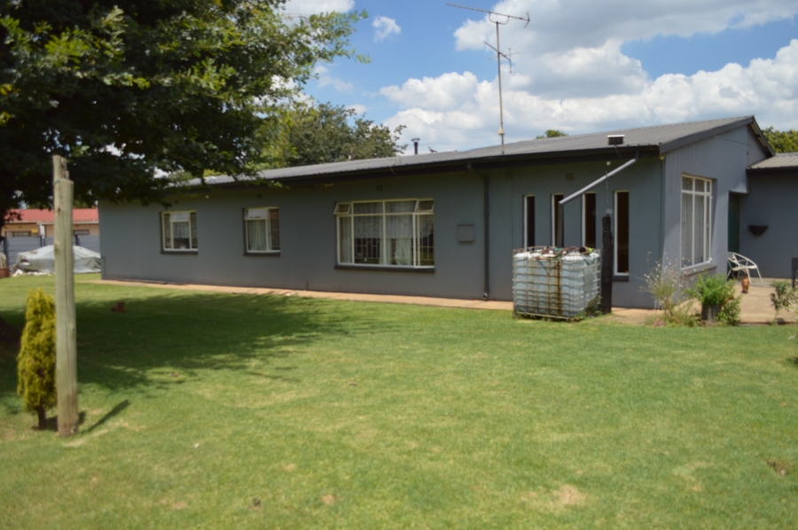 3 Bedroom Property for Sale in Sonland Park Gauteng