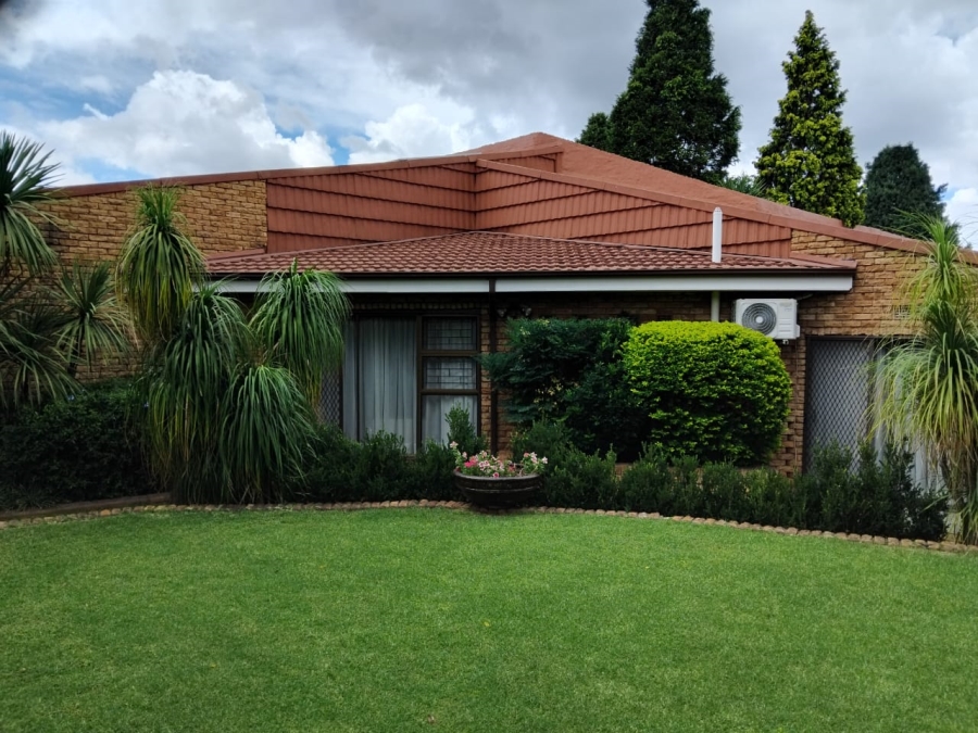 4 Bedroom Property for Sale in Vanderbijlpark SE Gauteng