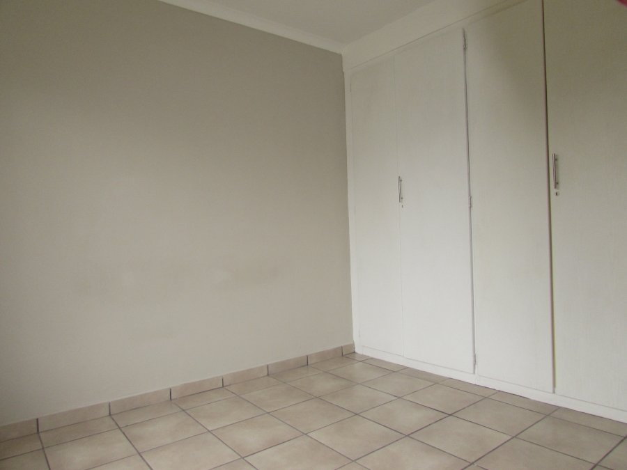 2 Bedroom Property for Sale in Annlin Gauteng