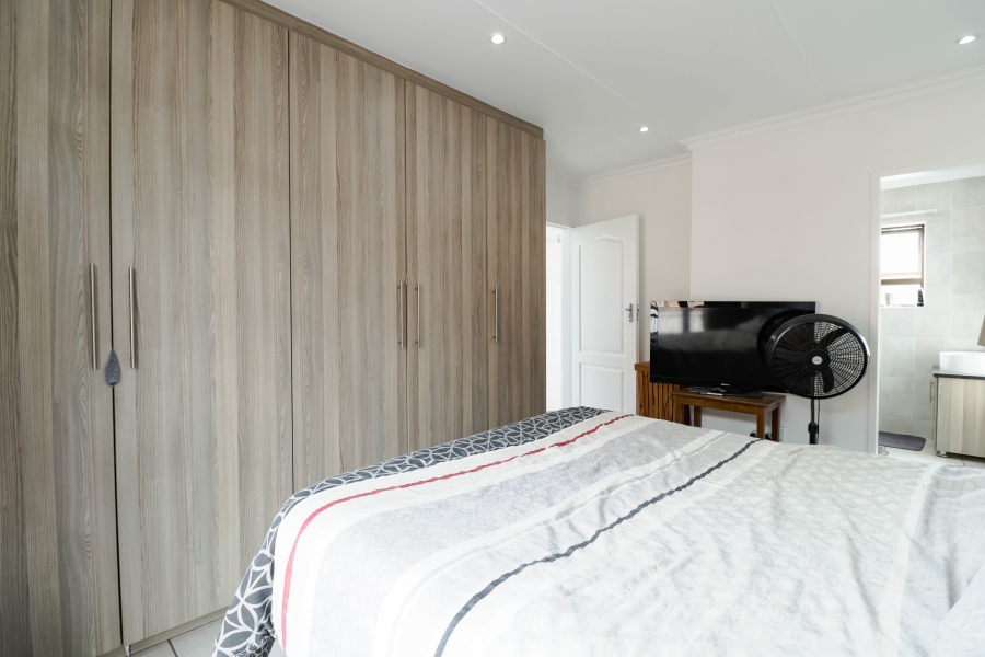 2 Bedroom Property for Sale in Rynfield Gauteng