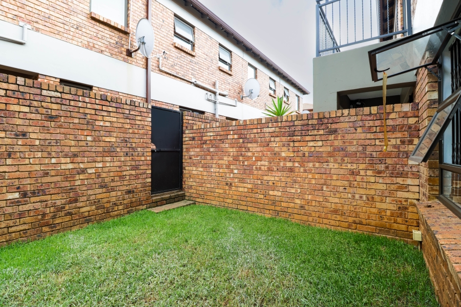 2 Bedroom Property for Sale in Rynfield Gauteng