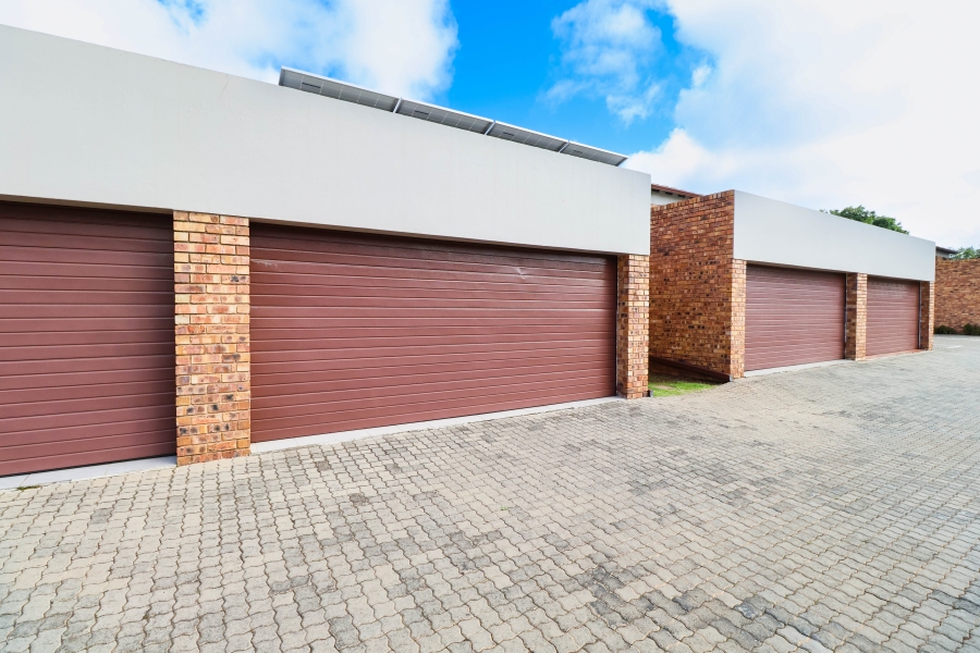 2 Bedroom Property for Sale in Rynfield Gauteng