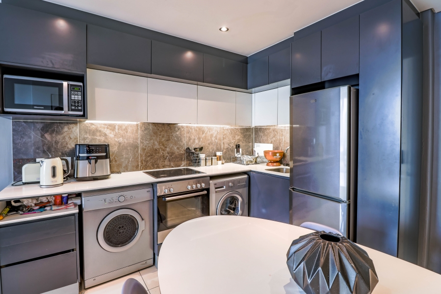 2 Bedroom Property for Sale in Sandown Gauteng